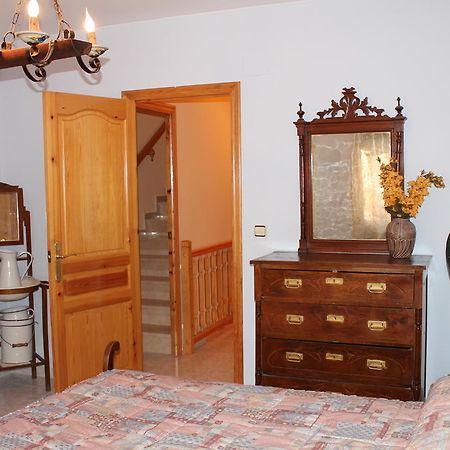 فيلا Casa De La Virginia Valdealgorfa الغرفة الصورة
