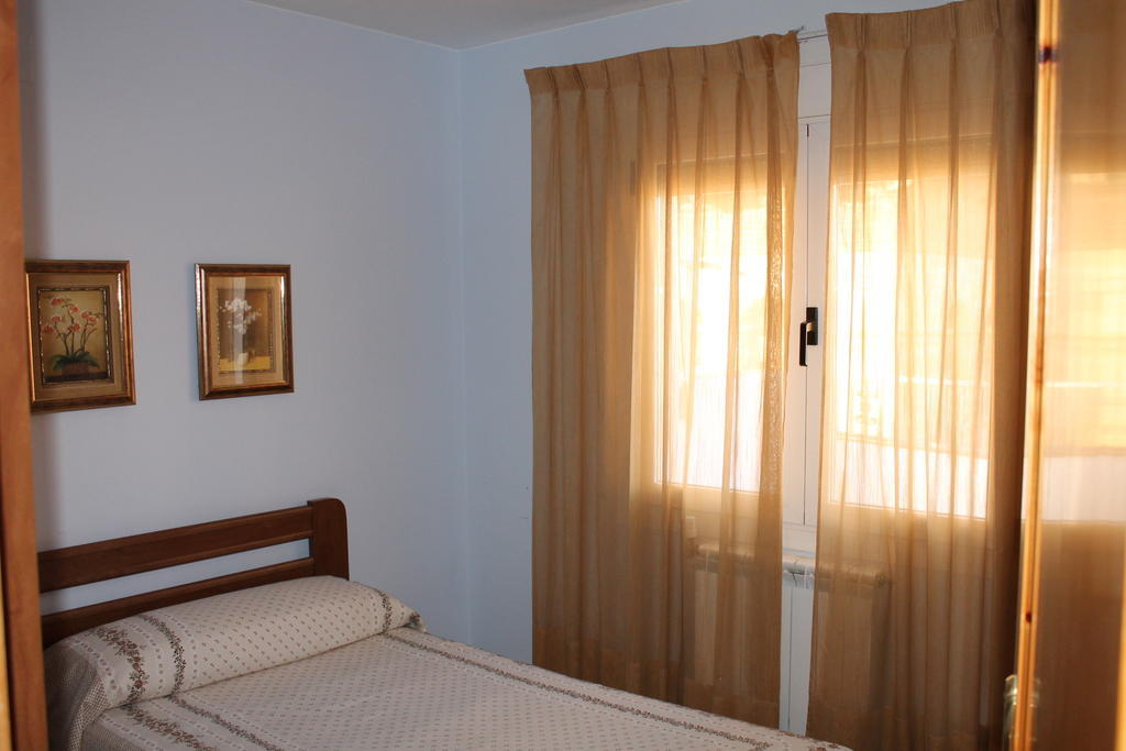 فيلا Casa De La Virginia Valdealgorfa الغرفة الصورة